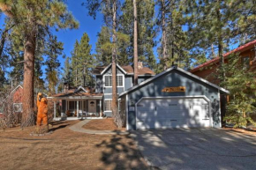 Navigate Stays Family Bear Hug Hideaway Hot Tub & Gated Yard Big Bear Lake